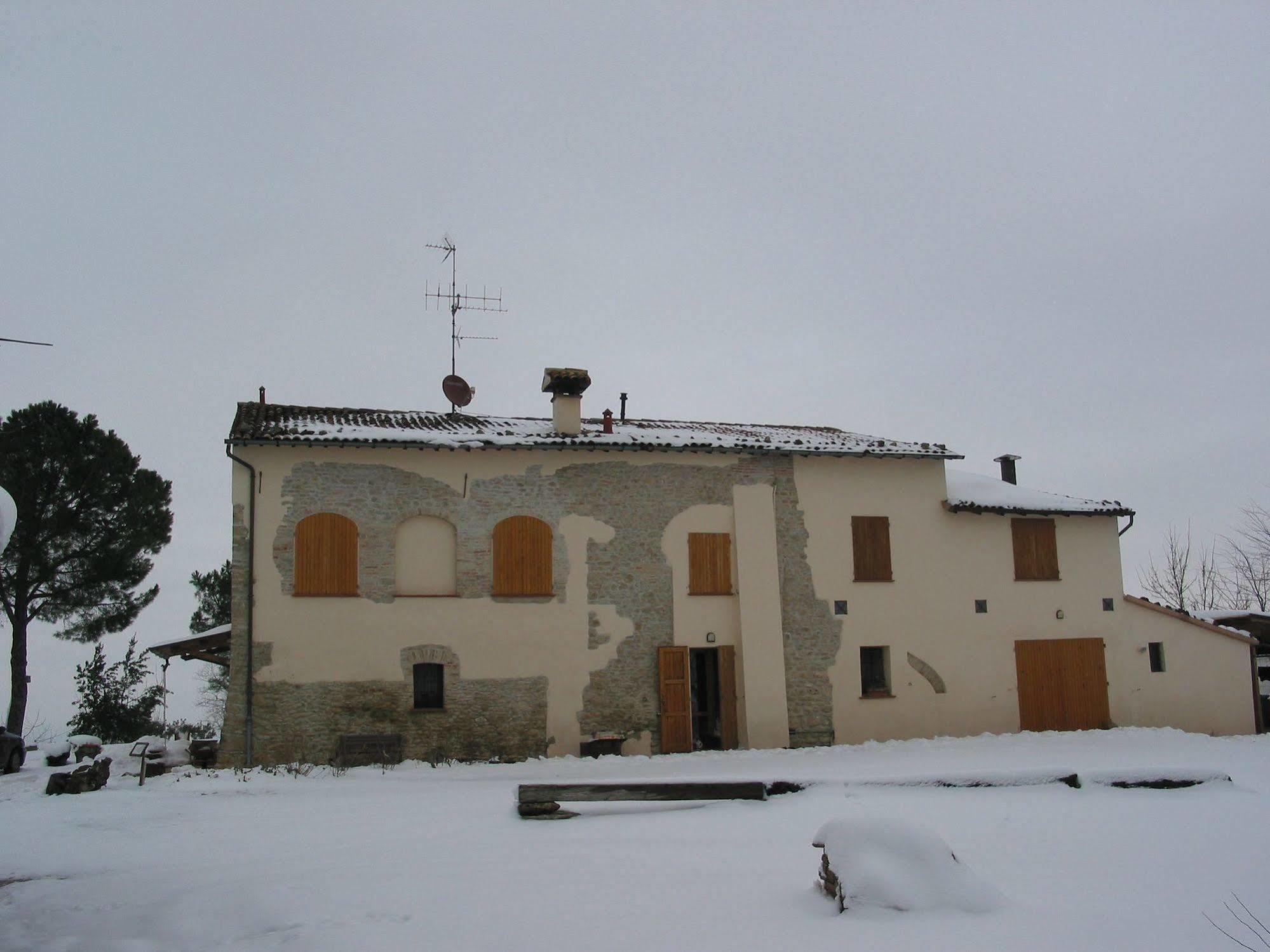 Agriturismo Ca'De'Gatti Faenza Exteriör bild